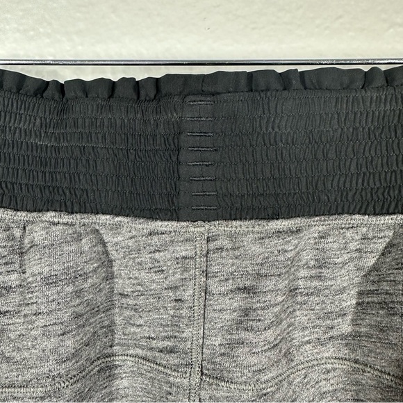 Lululemon Cool & Collected Shorts Women's 2 Heathered Gray Cotton Terry Pockets - Picture 3 of 7